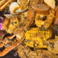 Seafood Boil (Cajun) · snow crabs, jumbo shrimps mussels sausage corn and potatoes