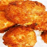 Mini Crab Cakes · Crispy fried mini crab cakes and made with real jumbo lump crabmeat.