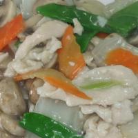  Moo Goo Gai Pan · Served with fried rice or steamed rice & shrimp roll or can soda.