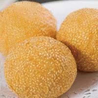 Sesame Ball芝麻球 · 4 pieces in one order