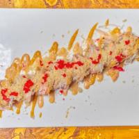 Crunchyroll · Shrimp tempura inside with crunchy flakes outside topped with special mayo & crabmeat.