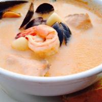 Mariscada Cuscatleca · а delicious broth of clams, mussels, shrimps, crab, scallops, and tilapia.