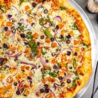 Il Greco · Red sauce, spinach, tomato, onions, kalamata olives, feta cheese, and mozzarella cheese.