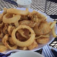 Seafood Santorini Plate · Shrimp, clams, haddock, scallops, fries, and onion rings.