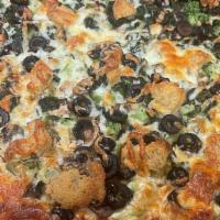 Vegetarian (Small) · Pepper, onion, mushroom, broccoli, eggplant, black olives, and spinach.