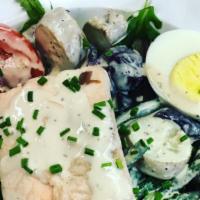 Salad Nicoise · Salade Nicoise with Poached Salmon
Lettuce, tomato, potato, egg, haricot vert
Anchovy dressing