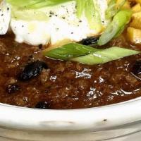 Chili · Black beans, cheddar, scallions, sour cream, french baguette
