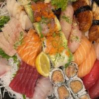 Sushi & Sashimi Love Boat (For 1) · Assorted 6 pcs sushi and 16 pcs sashimi and tuna roll.
