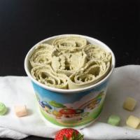 Green Tea Strawberry · Topping: marshmallow, strawberry  marshmallow ,sprinkles