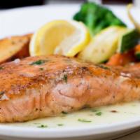 Salmone San Marino · Grilled Atlantic Salmon with lemon dill sauce.