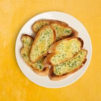 Delicious Garlic Bread · Grilled bread topped with garlic and lightly dipped in olive oil and marinara sauce