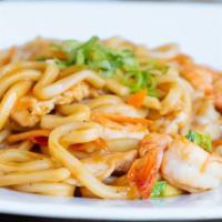 Yaki Udon Noodle · Stir-fry udon noodles with shrimp, chicken and vegetable.