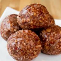 Strawberry Almond Bites · Whole Grain Oats, Strawberry Preserves, Almond Slices, Almond Butter, Agave, Coconut, Vanill...