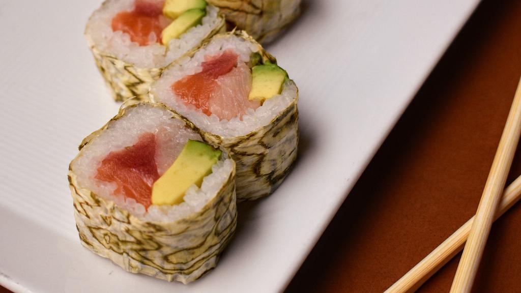 Tigur Fur Sushi Roll · Tuna, salmon, yellowtail, avocado, kelp wrap.