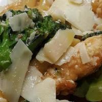 Chicken Broccoli & Ziti · Sauteed chicken and broccoli in choice of cream sauce or garlic and oil, topped with romano ...