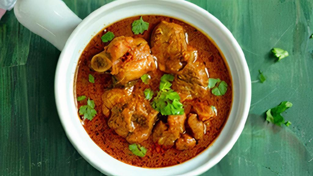 Andhra Kodi Koora (Chef Spl)                      (S) · Boned chicken cooked with spicy Indian spices made with house special sauce, and a hint of coconut