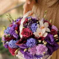 Provence · Spring flowers in a stylish basket.