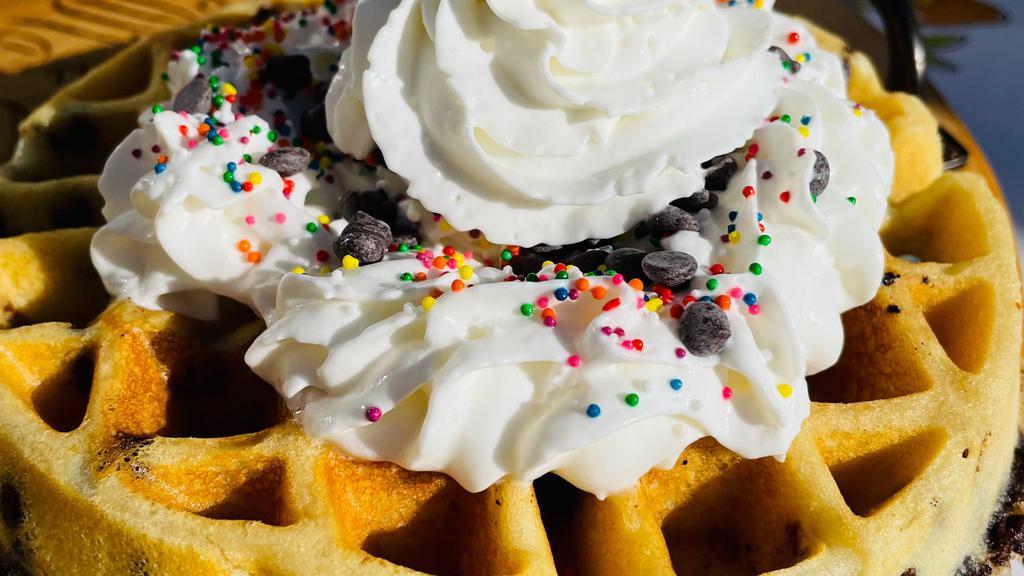 Gluten Free Waffles · GLUTEN FREE WAFFLES TOPPED WITH TWO FRUIT TOPPINGS & MAPLE SYRUP

FRUIT CHOICES: STRAWBERRIES, BLUEBERRIES, & BANANAS

ADDITONAL TOPPINGS: CHOCOLATE CHIPS, NUTELLA, PEANUT BUTTER, ALMOND BUTTER, GRANOLA, ALMOND SLICES & MORE