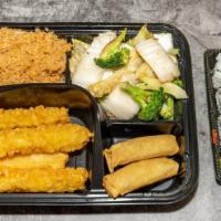 Tempura Bento Box 炸虾便当 · Served with one California Roll, 2 spring rolls,  mixed vegetables and white rice.