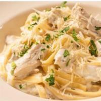 Fettucine Alfredo · fettuccine, alfredo cream sauce