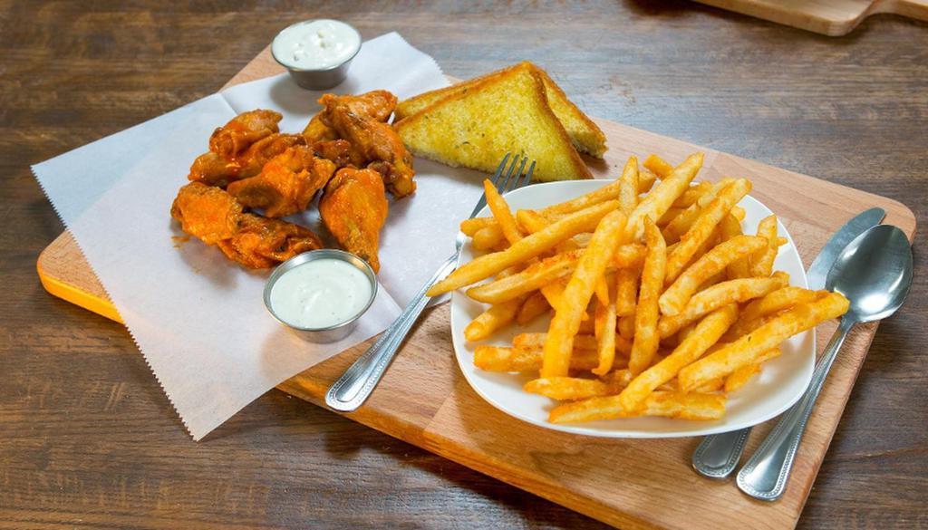 6 Wing Basket · 6 Traditional Classic Wings Served with Texas toast, fries.