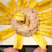 House Tuna Dip · Fresh home made tuna dip, mixed with fresh vegies, accompained with plantain chips..