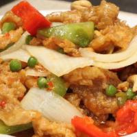 Deluxe Crispy Chicken · Crispy chicken in mildly spicy sauce with pepper, onion, pea and cashew nut. Served with whi...