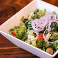 Foodery Chop Chop · Romaine, cherry tomato, red onion, olives, cucumber, farro, creamy balsamic dressing.