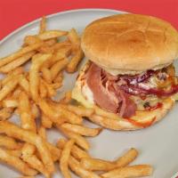 Bacon Cheese Burger · Comes with French fries - Acompañado de papas fritas.
