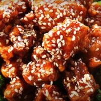 General Tso'S Chicken Combo Platter · Hot and Spicy. Served with pork fried rice and pork egg roll.