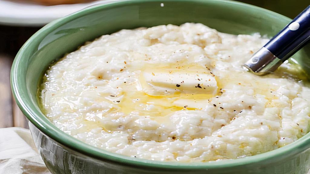 Grits · Creamy grits.