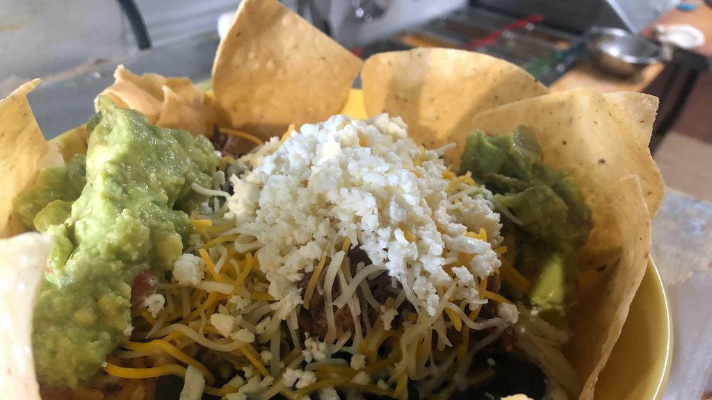 Coco'S Salad · Lettuce, pico de gallo, black beans, fresh corn, rice, cilantro, Monterey jack cheese, jalapenos and your choice of dressing: cilantro lime, chipotle aioli or creamy ranch.
