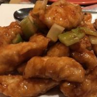 General Tso'S Chicken · Hot & spicy. Crispy chicken with celery and mushrooms in spicy brown sauce.