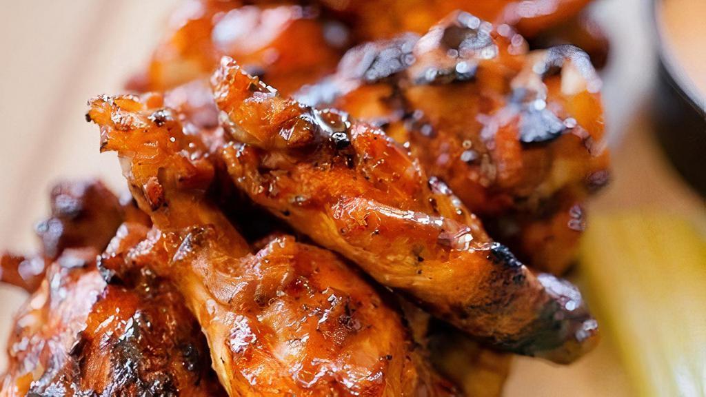 Gullifty'S Chicken Wings · Gullifty's Buffalo, Bourbon Barbecue, Hot Barbecue, or Sweet Chili