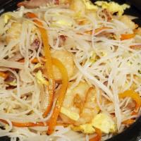Hong Kong Rice Noodles (Pork & Shrimp) · Gluten-free.
