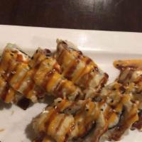 Golden Philly Roll · Deep-fried salmon cheese served combo sauce.(Maki Roll ONLY ,NO Hand Roll)