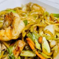 Shrimp Yakisoba Noodles With Mixed Vegetables · 