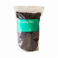 Organic Potting Mix · Our organic potting mix gives your plant roots the preferred air, moisture and nutrition bal...