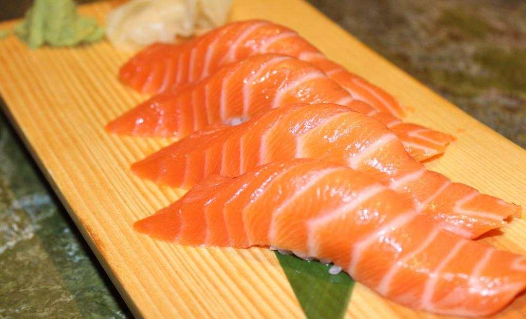 Salmon · Six piece