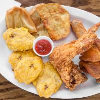 Combo Capitaleño Regular · Fried chicken and 2 sides