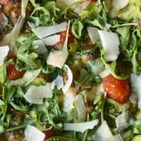 Pesto Pizza · basil pesto, fresh mozzarella, cherry tomato, arugula, parmigiano