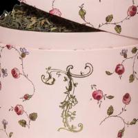 Marie Antoinette Loose Tea · Mix of black tea from China with rose petal, citrus and honey