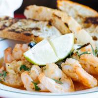 Camarones Al Ajillo · Garlic shrimp with grilled bread