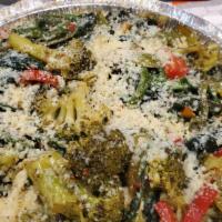 Vegetarian Alfredo · Linguini pasta alfredo with broccoli, peppers and spinach