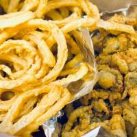 Whole Belly Clam Plate  · Fresh Whole Belly Clams breaded and fried to order with fries and onion rings. Homemade slaw...