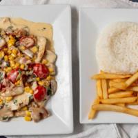 Pollo De La Casa / House Chicken · Champiñones, maicitos, tocineta y tomáticos / Mushrooms, maicitos, bacon and tomato