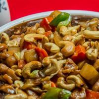Chicken With Cashew Nuts Lunch · 