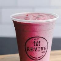 Fruity Bliss Smoothie · strawberry, banana, pineapple, dates, coconut water & organic vanilla protein