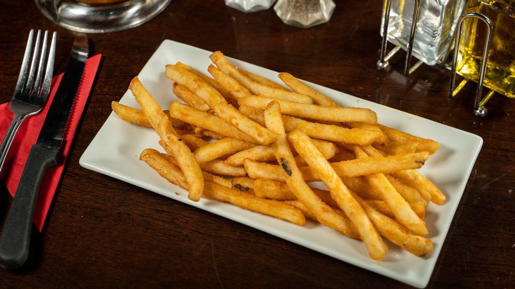 Batata Frita · French fries.