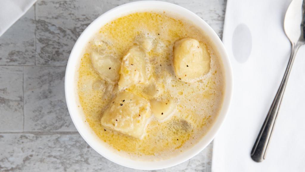 Potato Leek Soup · creamy potato soup+leeks.
